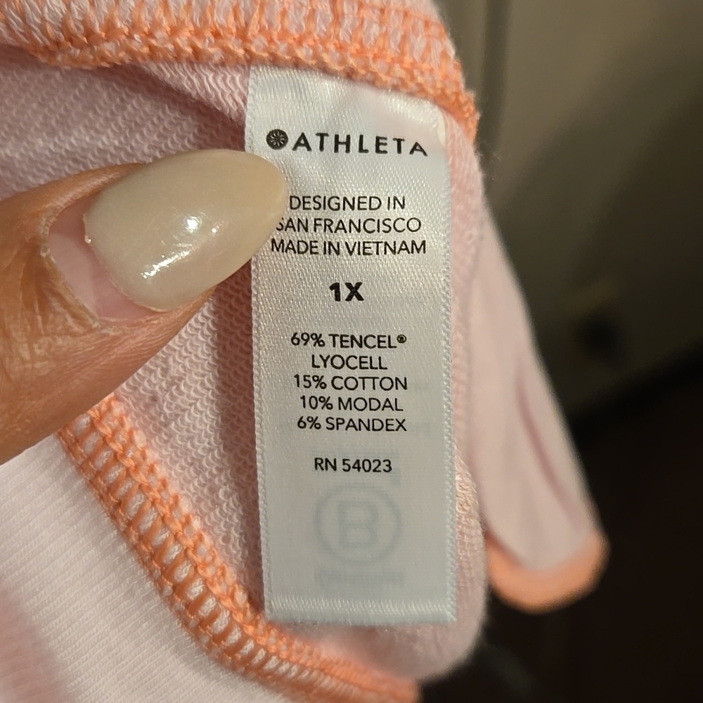 Athleta Balance Printed Shortie 4" Tie Dye Drawstring Waist Pocket Lightweight - Picture 10 of 10